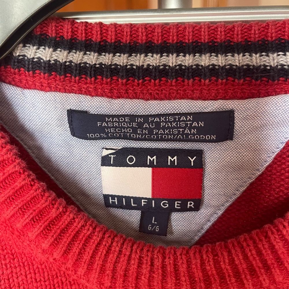 Tommy Hilfiger sweater
